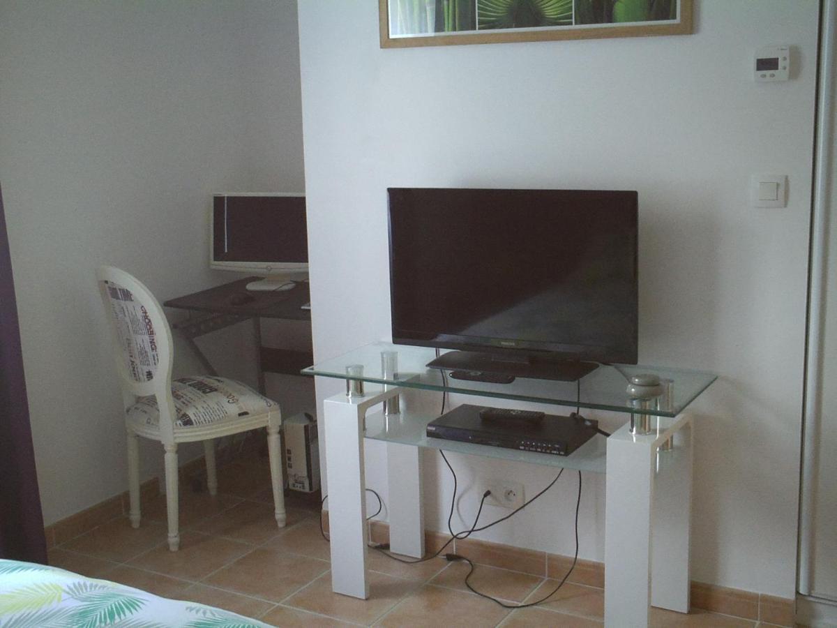 Appartement Perigord Blanc à Saint-Vincent-de-Connezac Extérieur photo